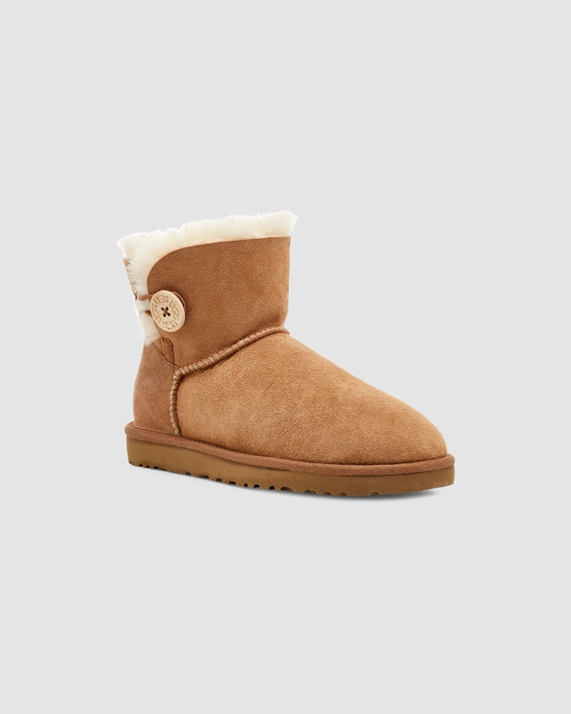 UGG Mini Bailey Button II Chestnut
