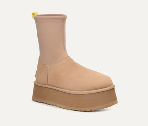 UGG Classic Dipper Boot Sand