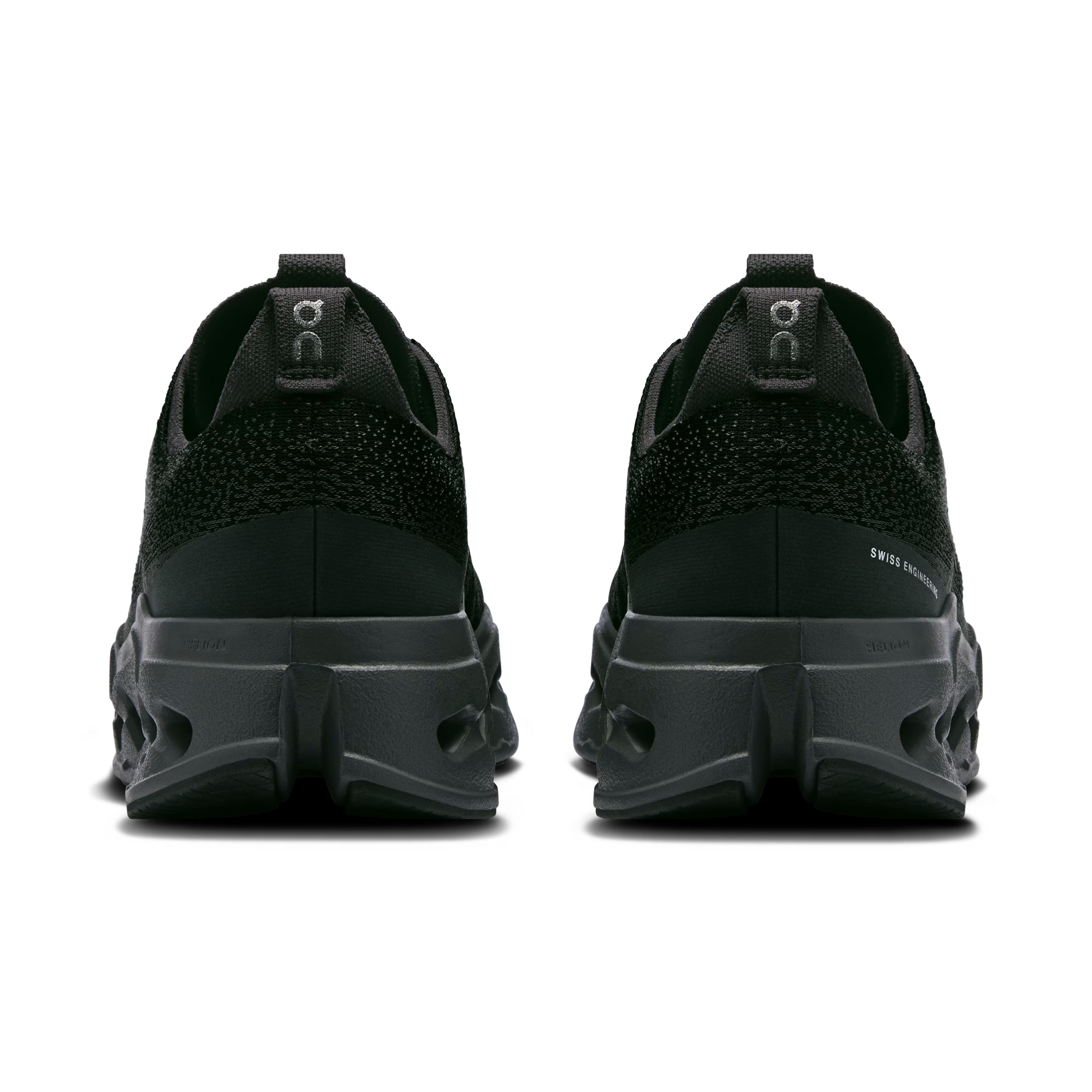 On Cloudsurfer Max Wide