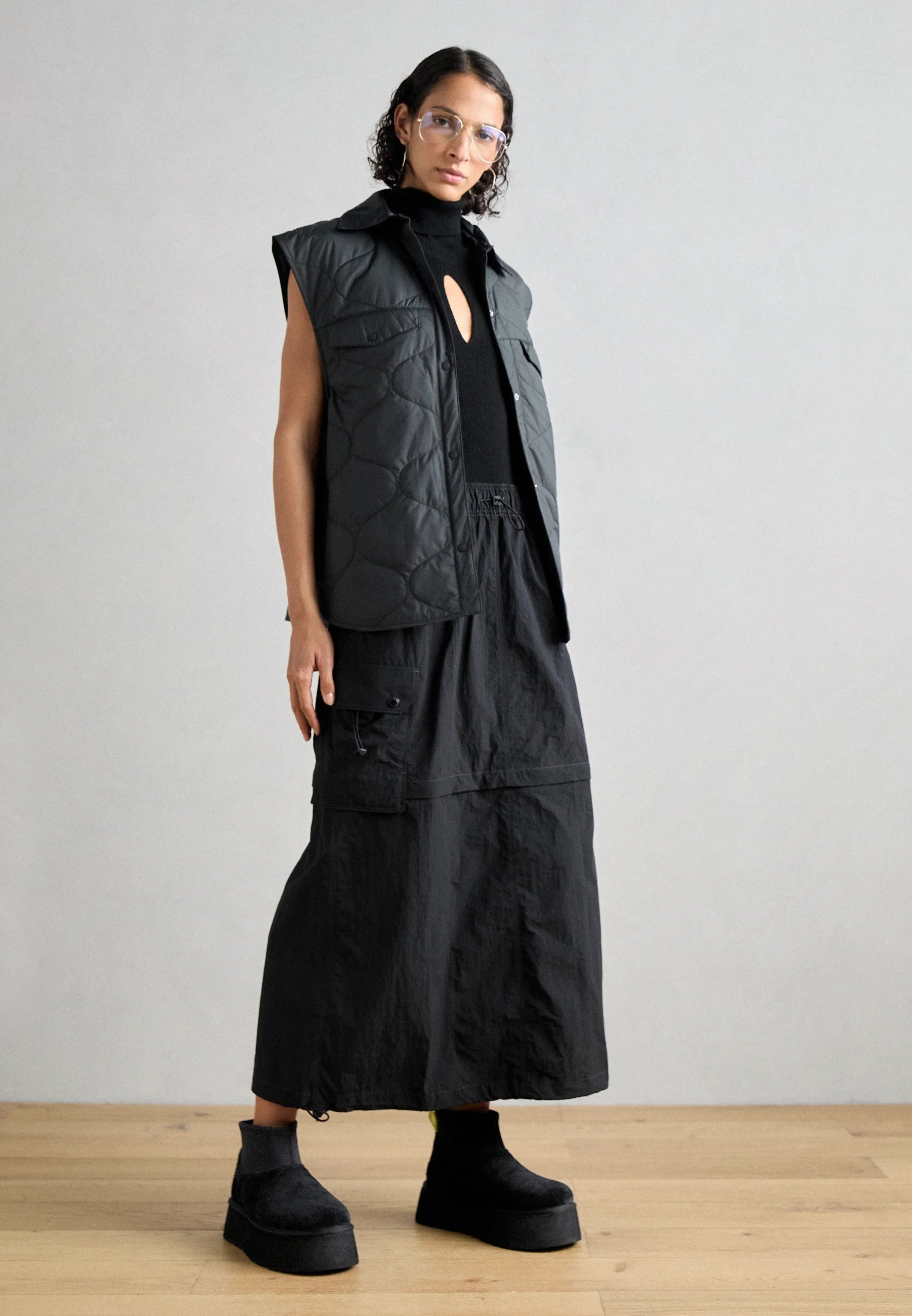 UGG Classic Mini Dipper Black