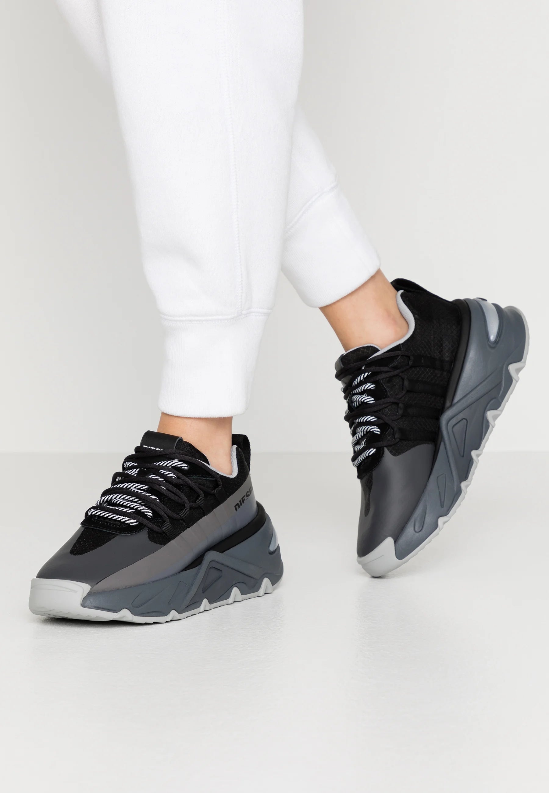 Diesel S-Herby SB