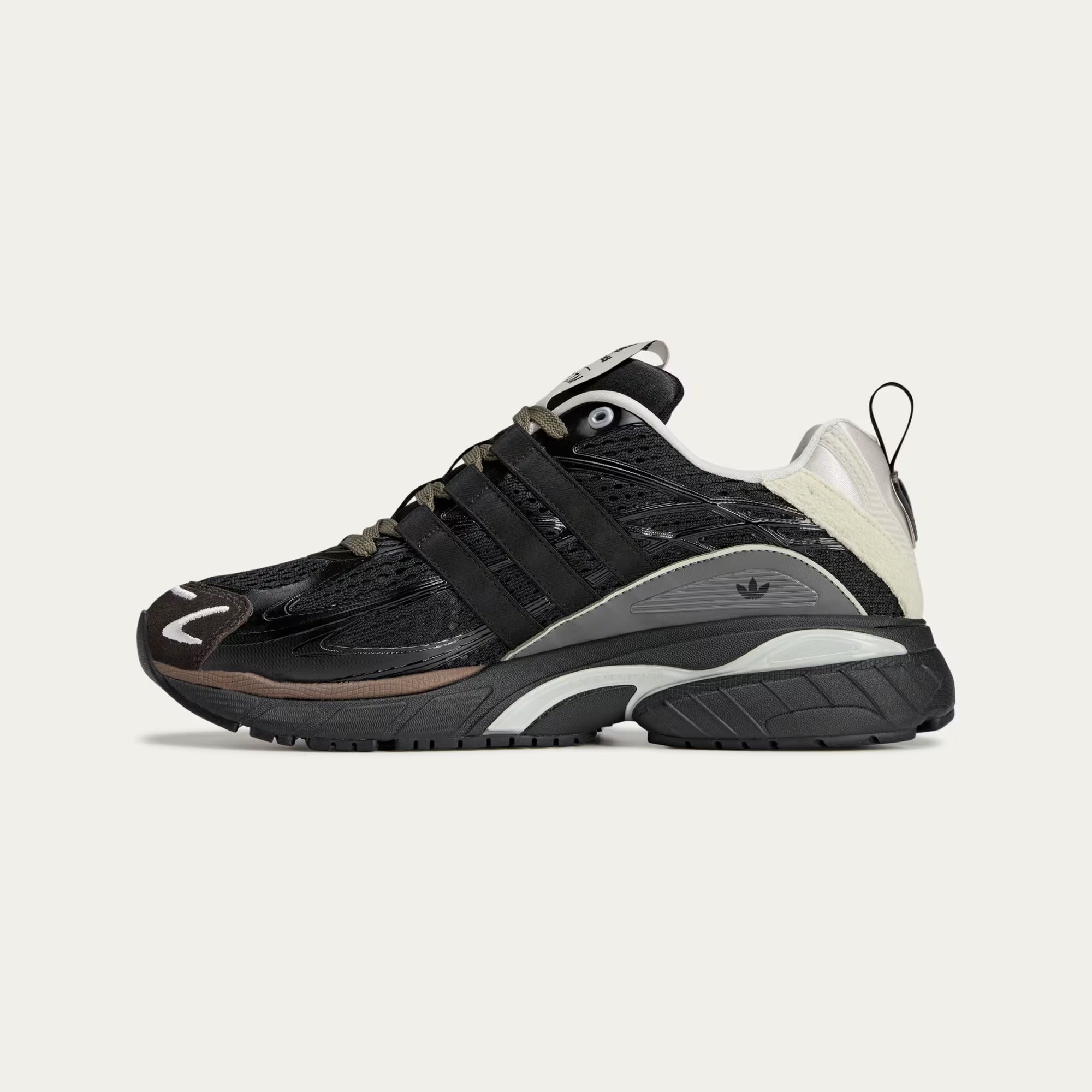 adidas Adistar Cushion Song for the Mute Core Black Dark