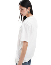 Load image into Gallery viewer, HUGO Red graphic t-shirt ecru