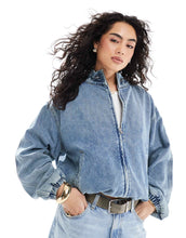 Load image into Gallery viewer, DESIGN denim bomber jacket midwash blue