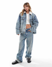 Load image into Gallery viewer, DESIGN denim borg jacket vintage blue