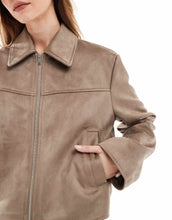 Load image into Gallery viewer, DESIGN suedette top collar jacket stone