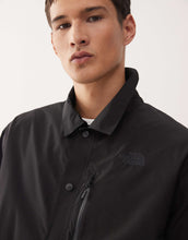 Load image into Gallery viewer, The North Face NSE Tech button up overshirt black