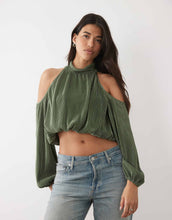 Load image into Gallery viewer, DESIGN cold shoulder plisse bubble top khaki