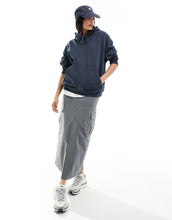 Load image into Gallery viewer, Weekday Essence hoodie dark blue