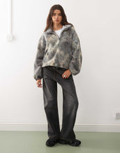 Load image into Gallery viewer, Weekday oversized borg zip fleece airbrush