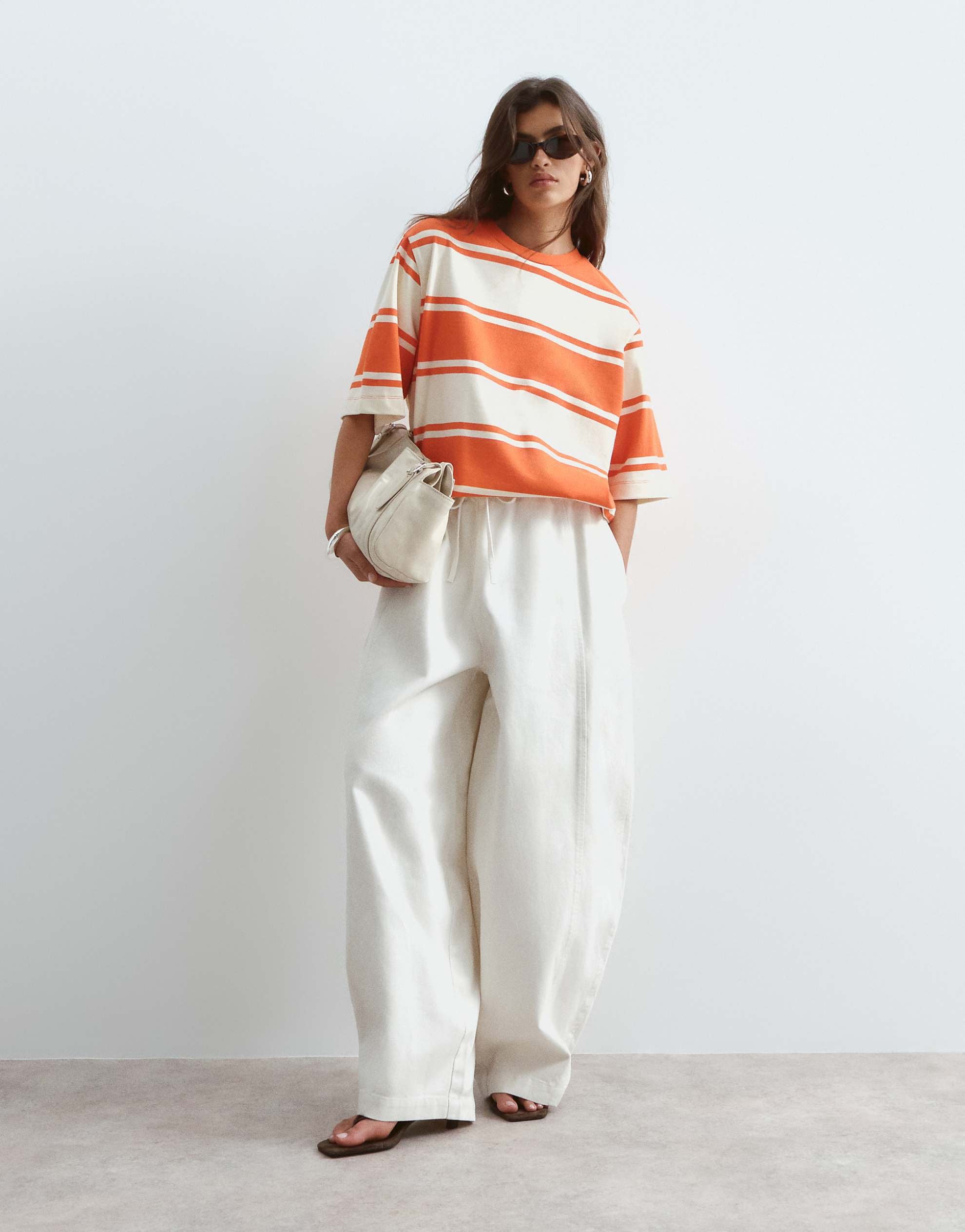 ARRANGE oversized premium heavy weight t-shirt red stripe
