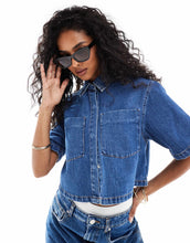 Load image into Gallery viewer, DESIGN denim crop shirt clean blue wash co-ord