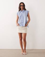 Load image into Gallery viewer, DESIGN open back sleeveless shirt stripe