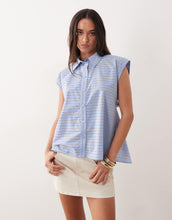 Load image into Gallery viewer, DESIGN open back sleeveless shirt stripe