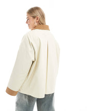 Load image into Gallery viewer, DESIGN Curve cord top collar waxed barn jacket stone