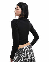 Load image into Gallery viewer, HUGO Red long sleeve baby t-shirt black