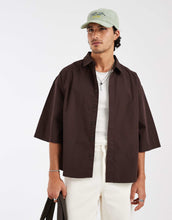 Load image into Gallery viewer, DESIGN oversized poplin shirt brown