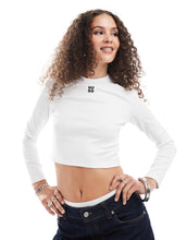 Load image into Gallery viewer, HUGO Red long sleeve baby t-shirt white