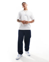 Load image into Gallery viewer, HUGO Blue Nieros t-shirt white