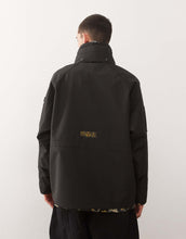 Load image into Gallery viewer, Aape by A Bathing Ape water resistant rain jacket black