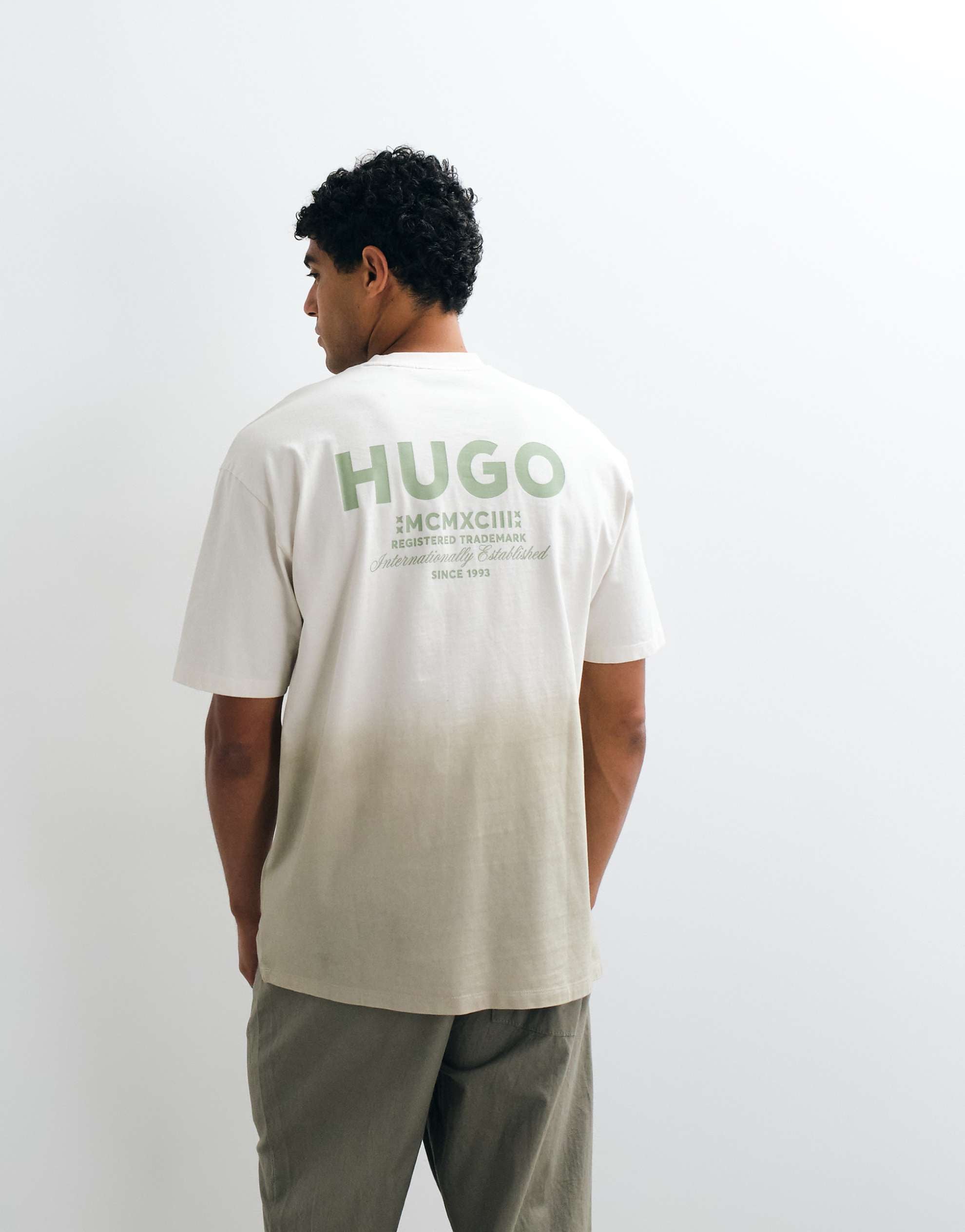 HUGO Blue Nalono back print ombre fade t-shirt light green.