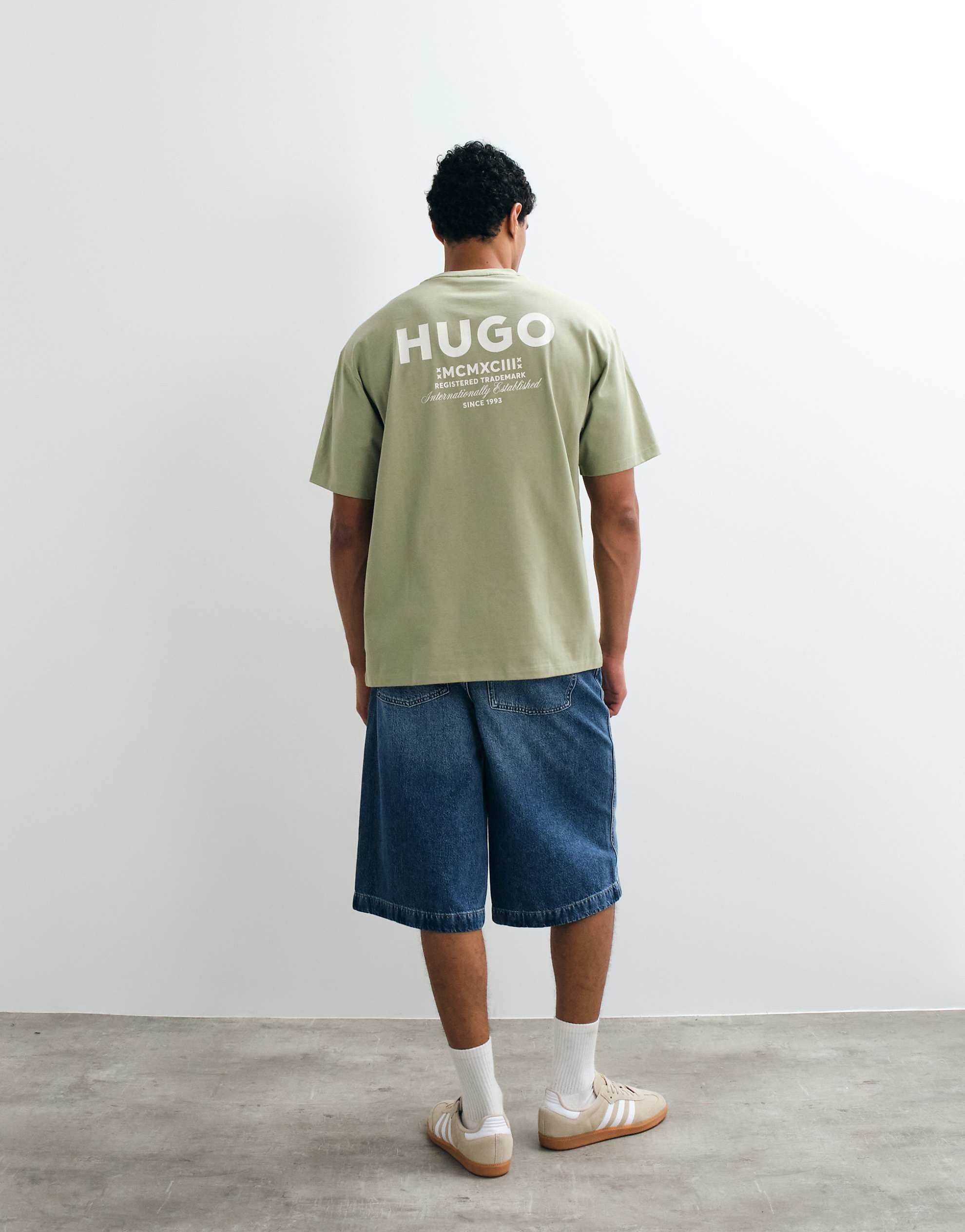 HUGO Blue Nalono back print t-shirt light green.
