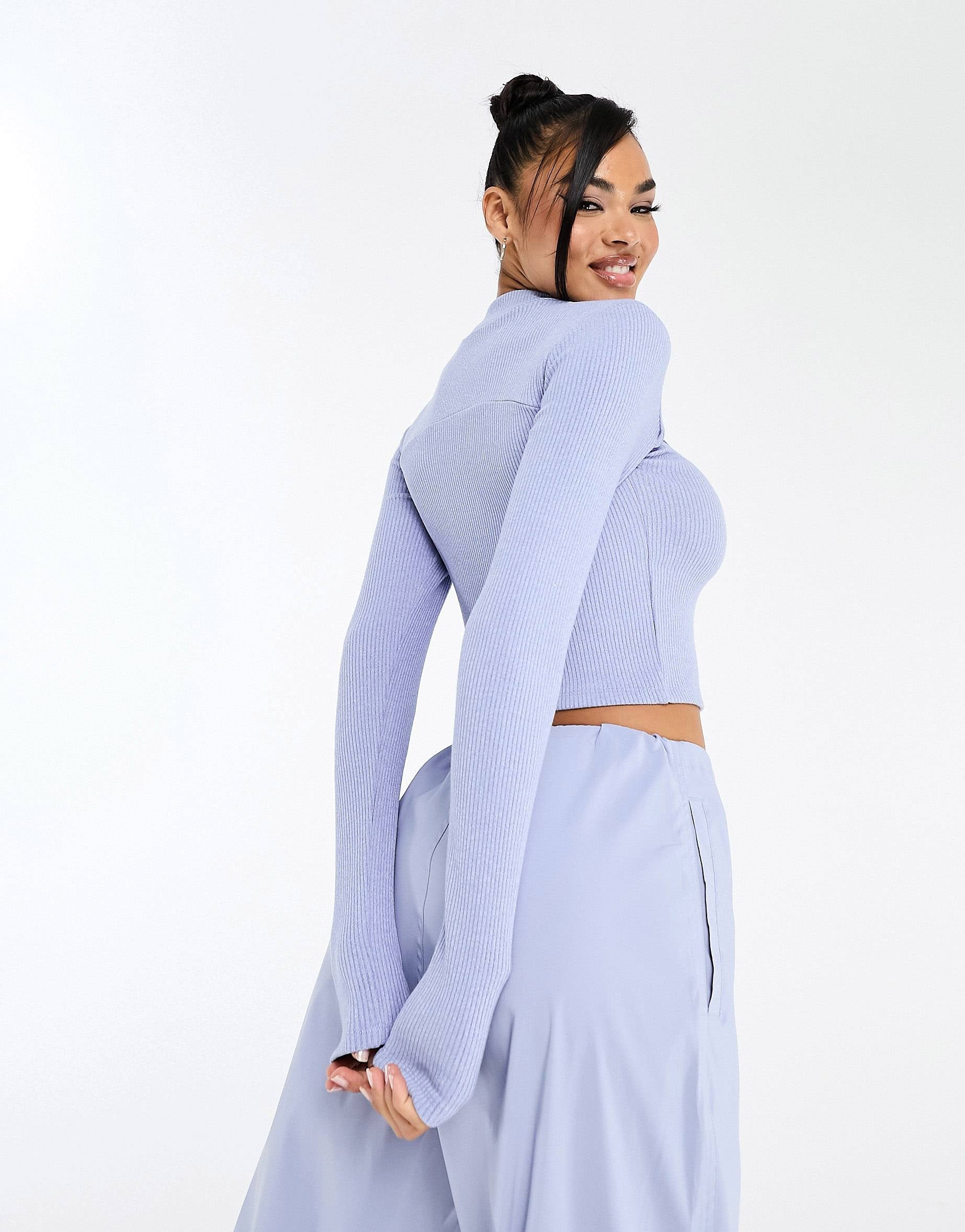 Nicce alia cropped cut out roll neck top light blue