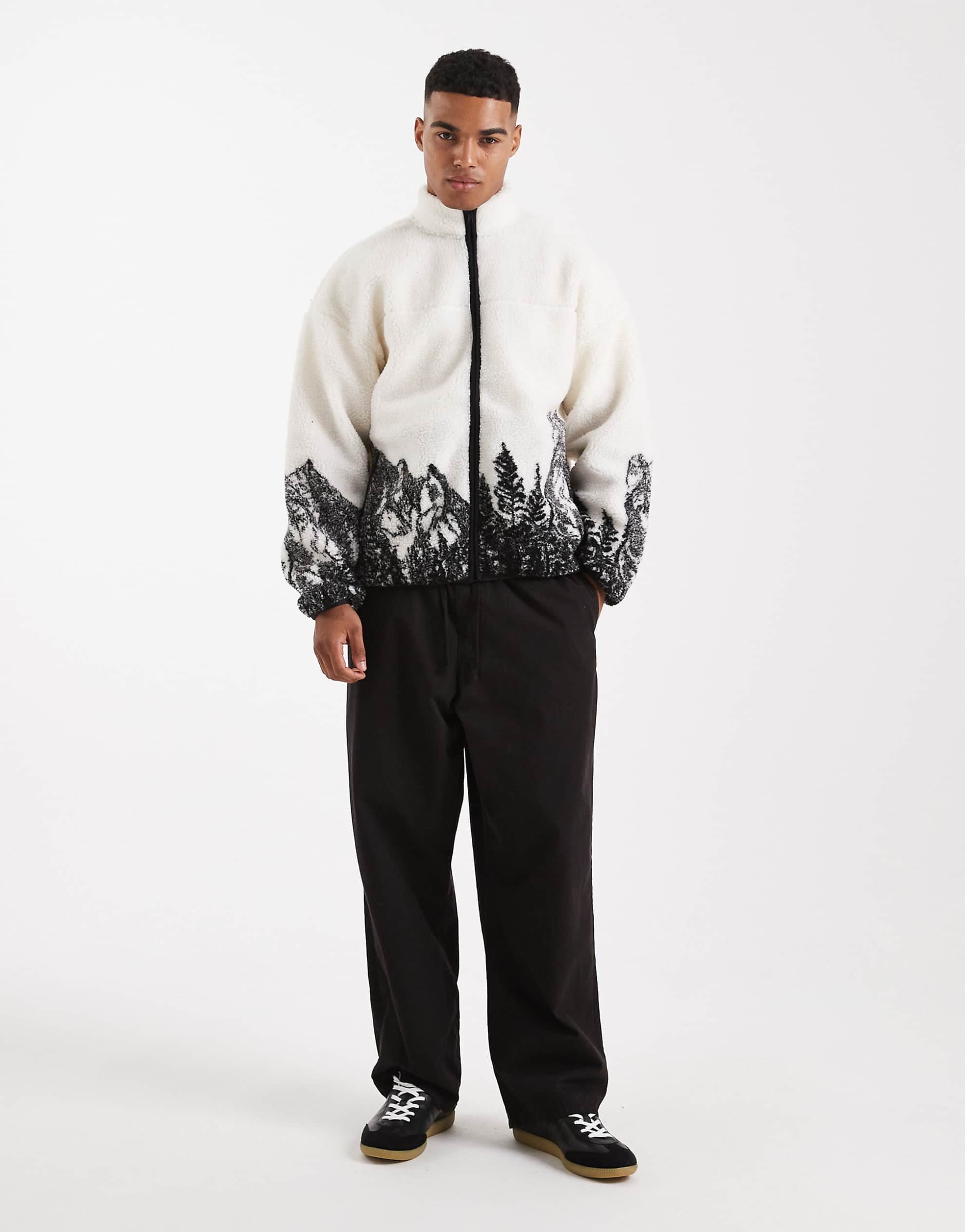 ONLY & SONS scene print fleece white black contrast