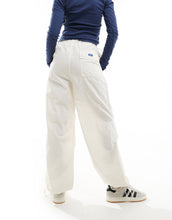 Load image into Gallery viewer, HUGO Blue trousers white