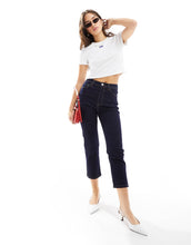 Load image into Gallery viewer, HUGO BLUE baby tee white