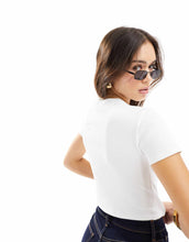 Load image into Gallery viewer, HUGO BLUE baby tee white