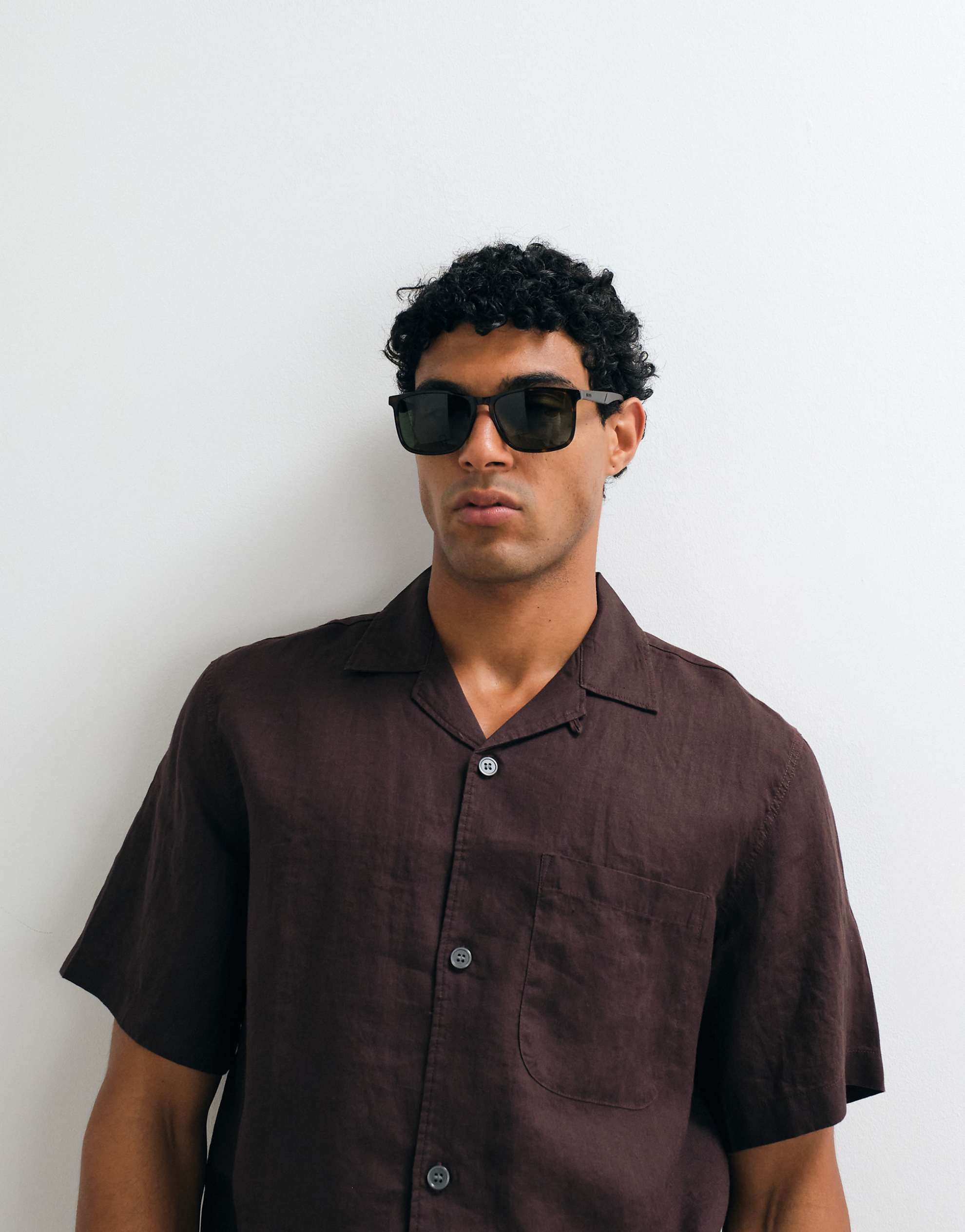 ARKET pure linen short sleeve resort shirt chocolate brown