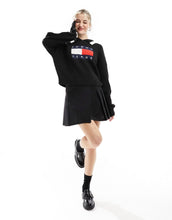 Load image into Gallery viewer, Tommy Jeans flag collar sweater black