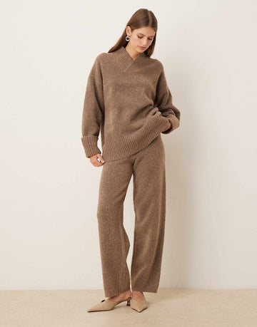 Pretty Lavish co-ord taupe