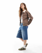 Load image into Gallery viewer, DESIGN denim contrast colour barn jacket brown