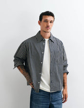 Load image into Gallery viewer, DESIGN boxy oversized poplin stripe shirt navy