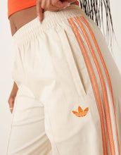 Load image into Gallery viewer, adidas Originals crochet 3 stripe track pants off white