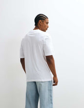 Load image into Gallery viewer, HUGO Blue Nerpient regular fit chest logo t-shirt white.