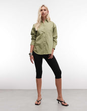 Load image into Gallery viewer, DESIGN classic cotton shirt in sage