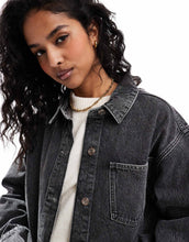 Load image into Gallery viewer, ONLY reworked cropped denim jacket washed black