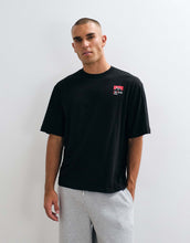 Load image into Gallery viewer, The North Face THE RIGHT SIDE Oversized tee black.