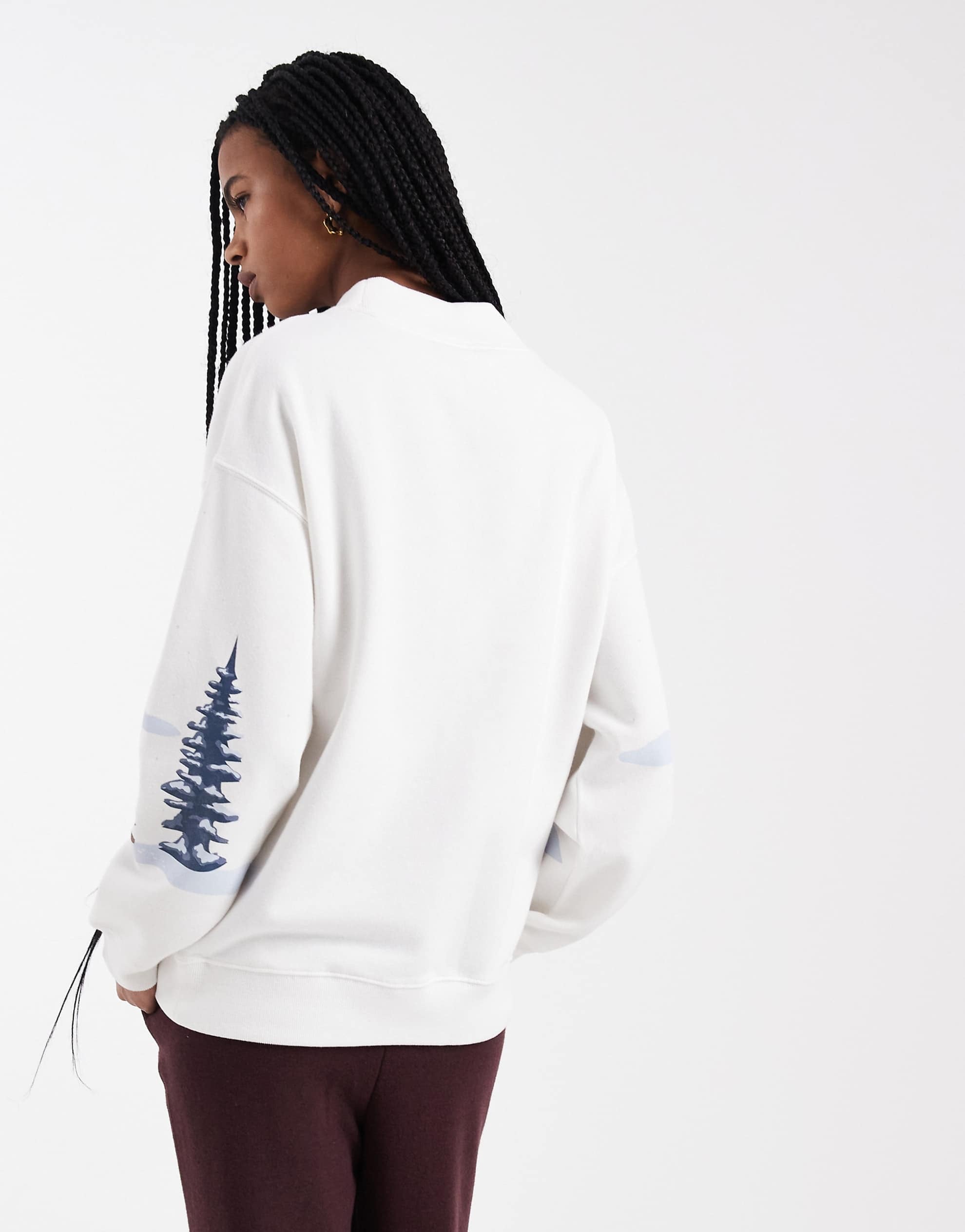Hollister mockneck festive sweatshirt white
