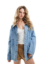 Load image into Gallery viewer, DESIGN denim barn jacket contrast collar midwash blue