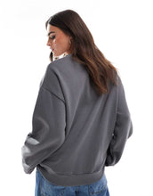 Load image into Gallery viewer, DESIGN oversized sweatshirt milan graphic charcoal