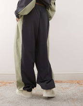 Load image into Gallery viewer, COLLUSION nylon sports co-ord black khaki