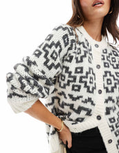 Load image into Gallery viewer, DESIGN knitted fairsle coatigan black