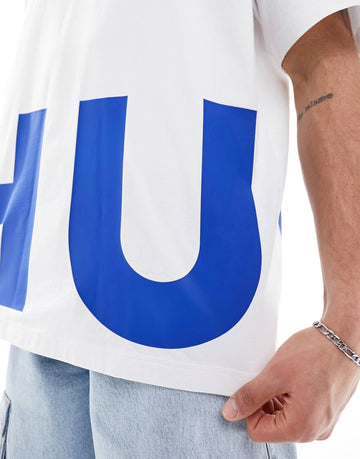HUGO BLUE oversized logo tee white