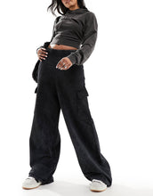 Load image into Gallery viewer, HUGO Naritima cargo trouser black