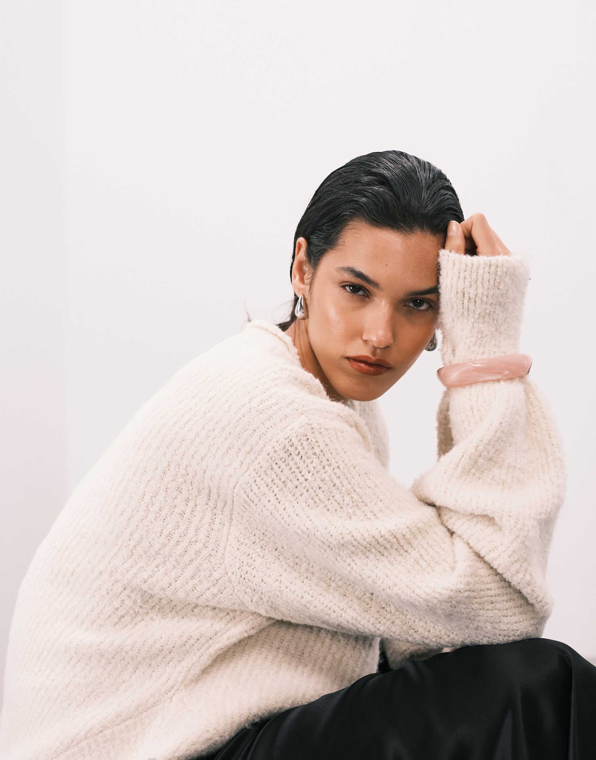 DESIGN knitted boucle oversized jumper ecru