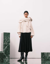Load image into Gallery viewer, DESIGN knitted boucle oversized jumper ecru